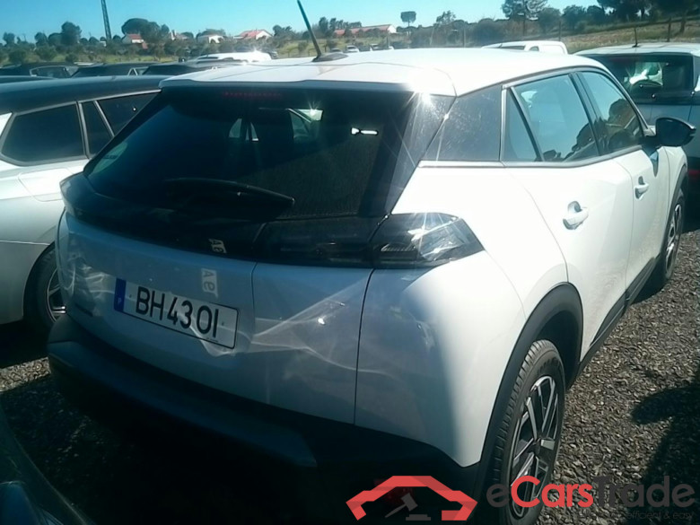 Peugeot 2008 1.2 Puretech LED Navi Klima PDC ... #2