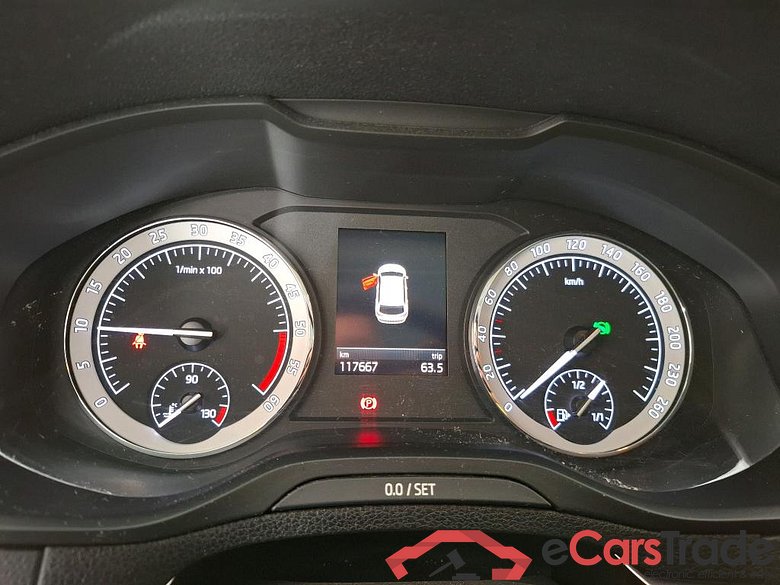 SKODA Karoq / 2017 / 5P / SUV 2.0 TDI 116ch DSG7 Ambition #6