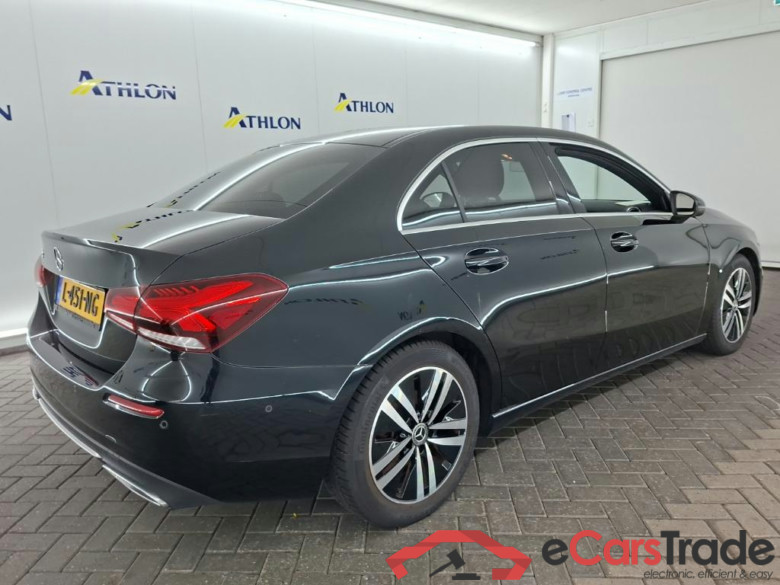 MERCEDES-BENZ A-Klasse Limousine A 180 7G-DCT Business Solution Luxury 4D 100kW #3