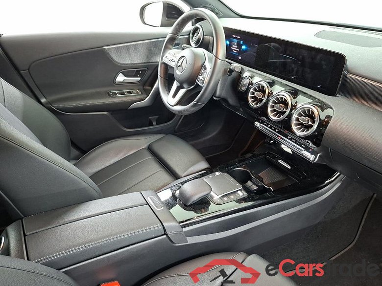 MERCEDES-BENZ A-Klasse Limousine A 180 7G-DCT Business Solution Luxury 4D 100kW #6