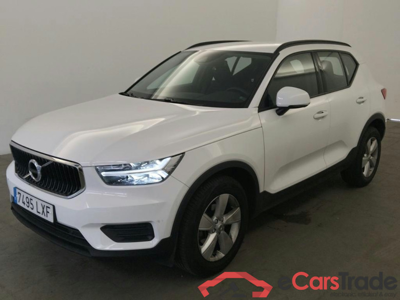 VOLVO XC40 / 2017 / 5P / todoterreno 1.5 T2 Momentum Core #1