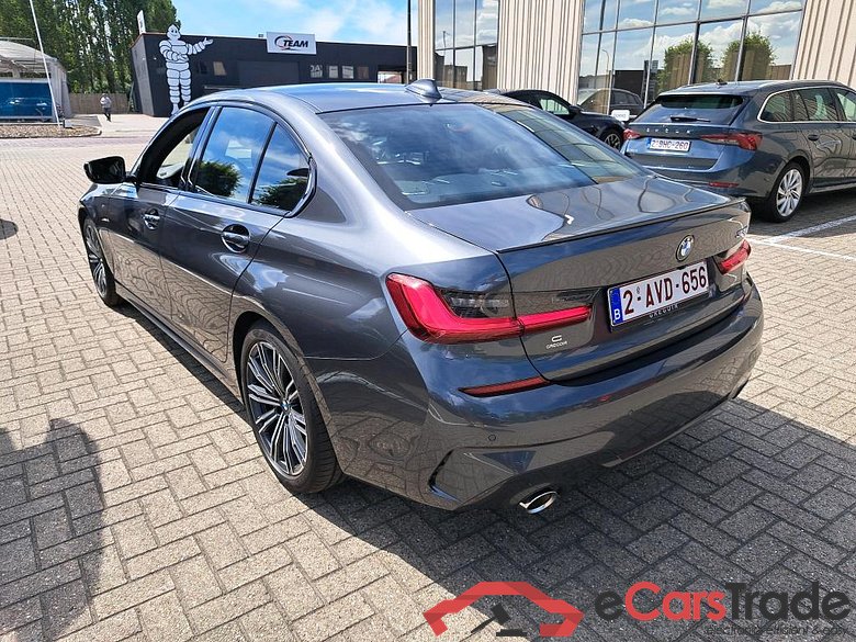 BMW 3 - 2019 320iA OPF #3