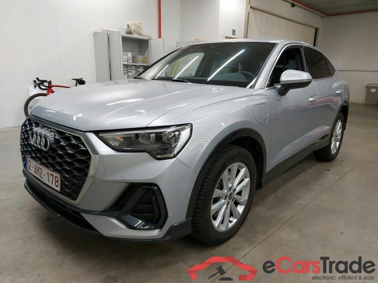 AUDI - AUD Q3 SB 45 TFSI e 245PK S-Tronic Pack Business Plus With Heated Seats & Adaptive Cruise & Comfort Key  * HYBRID * #1