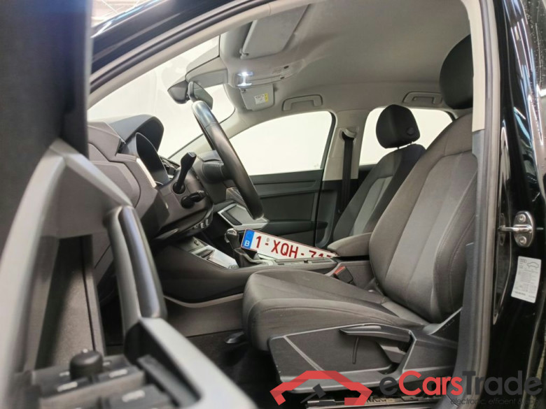 Audi Q3 Sportback 35 TDI S tronic Business Edition 5d #3