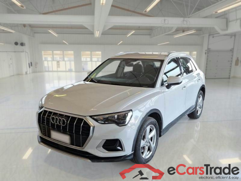 AUDI Q3 / 2018 / 5P / SUV 40 TDI QUATTRO S TRONIC BUSINESS ADVANCE #1
