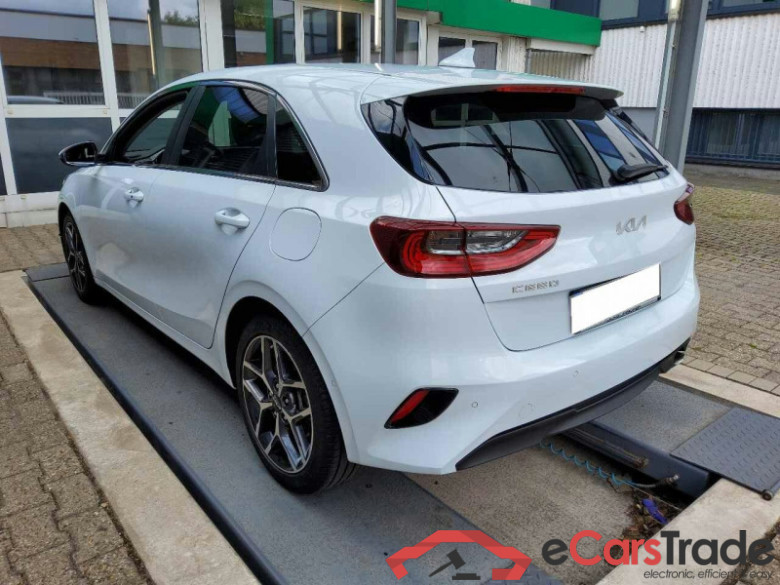 Kia Ceed (CD)(2018->2026) DE - LimS5 1.5 T-GDI EU6d, Platinum Edition, (Facelift) 2021 - 2024 #4
