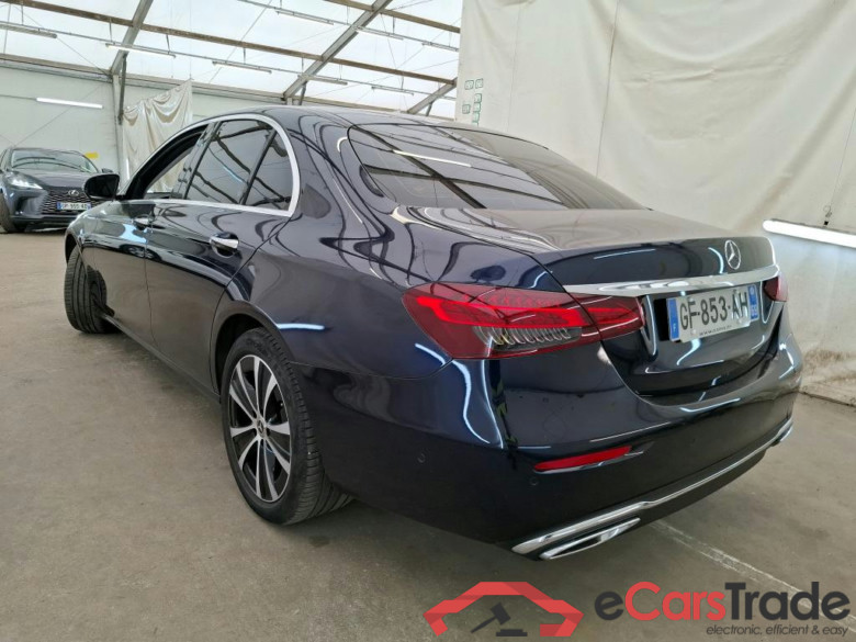 MERCEDES-BENZ Classe E Berline / 2020 / 4P / Berline 2.0 E 300 E AVANTGARDE LINE AUTO #2