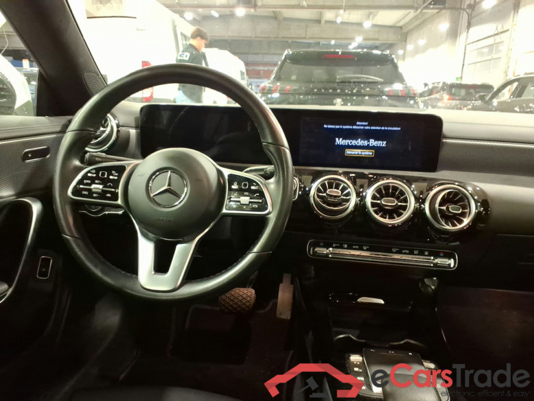 MERCEDES-BENZ CLA 1.3 CLA 250 E BUSINESS SOLUTION DCT #6