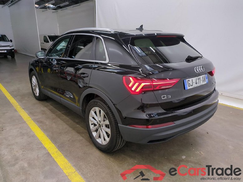 AUDI Q3 / 2018 / 5P / SUV 35 TFSI 150 S Tronic Advanced(SL) #3