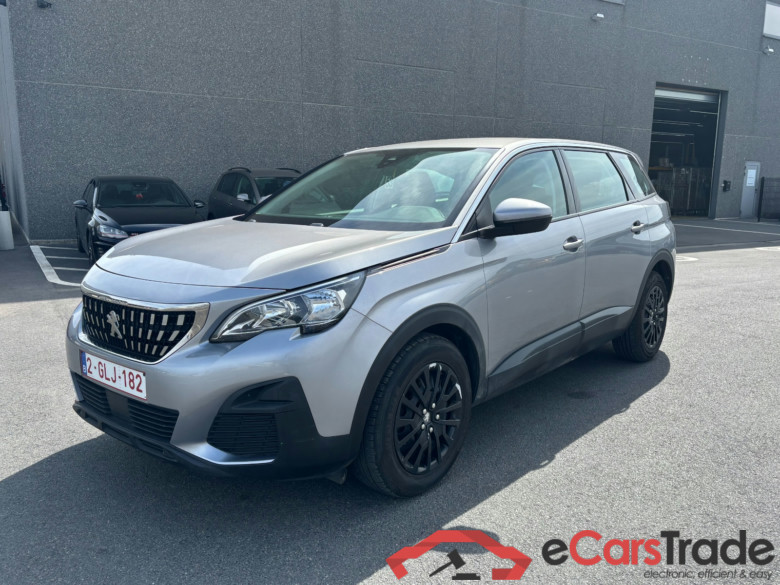 Peugeot 5008 1.2 PureTech 7PL I-Cockpit Klima PDC ... #1