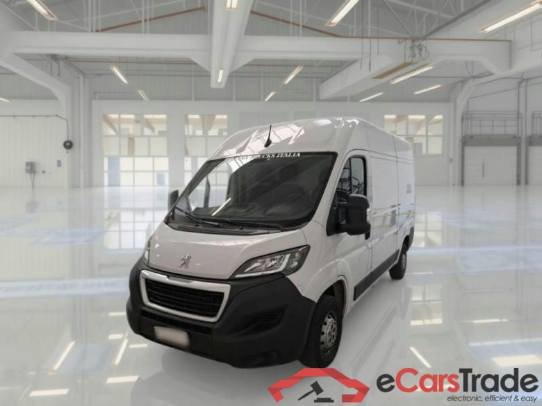 PEUGEOT BOXER / 2014 / 4P / FURGONE 333 L2H2 2.2 BLUEHDI 140CV SeS #1