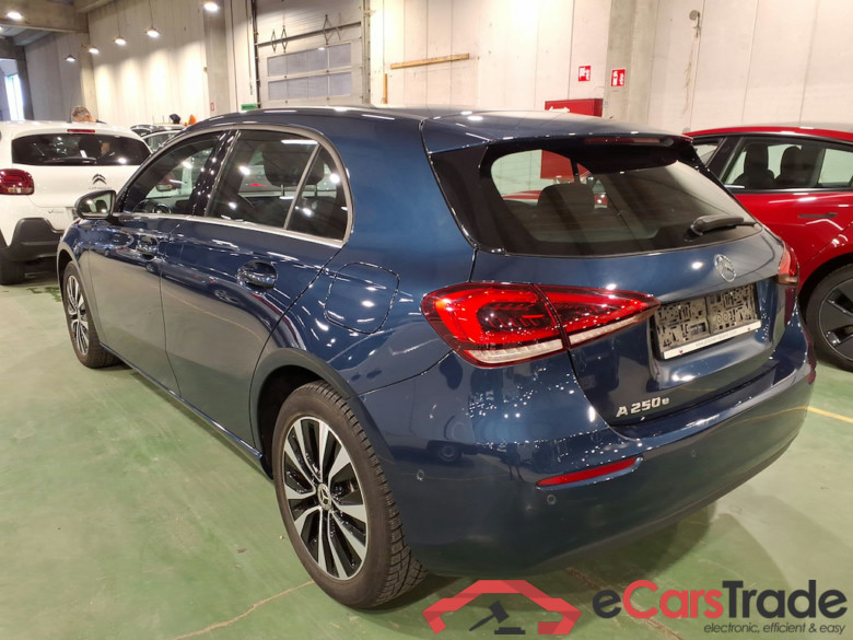 MERCEDES-BENZ A-CLASS 1.3 A 250 E DCT BUSINESS SOLUTION #2