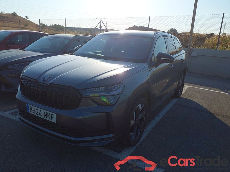 SKODA Kodiaq 1.5 TSI iV 150 kW DSG 6 vel. HÃ­brido Enchufable (5 Sportline(Winterpack)