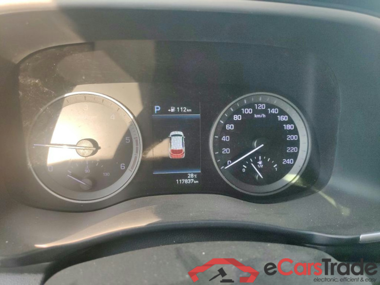 HYUNDAI Tucson / 2018 / 5P / todoterreno 2.0 CRDI 136kW (185CV) 48V Style AT 4X4 #4