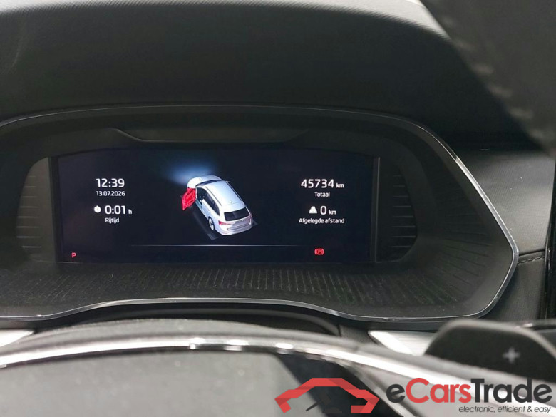 SKODA - SKO OCTAVIA COMBI 1.0 TSI eTec 110PK DSG7 Clever With Climatic & Navigation & Heated Seats & Cruise Control & Front & Rear Park Sensors  * PETROL * #5