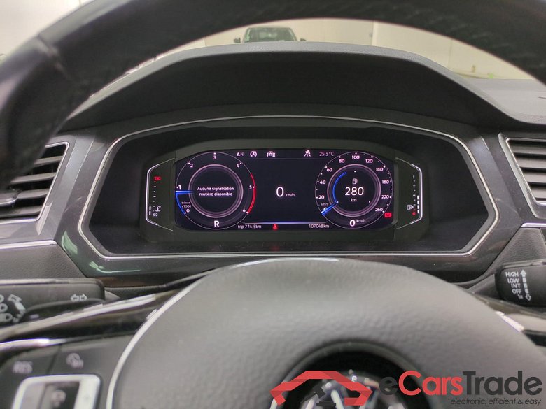 VOLKSWAGEN Tiguan Allspace / 2017 / 5P / SUV 2.0 TDI 150 DSG7 Carat #6