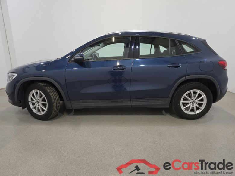 Mercedes GLA 180d Aut. LED Widescreen Navi 1/2 Leather KeylessGo Camera Klima PDC ... #2