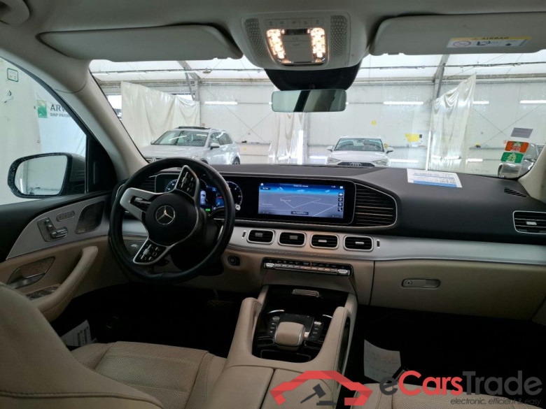 MERCEDES-BENZ GLE / 2019 / 5P / SUV GLE 300 d 4MATIC Avantgarde Line #5