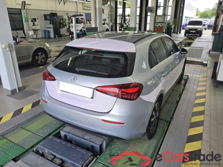 Mercedes-Benz A (BM 177)(03.2018->) DE - LimS5 A 200 EU6d, (Facelift) 2022 - 2024 #3