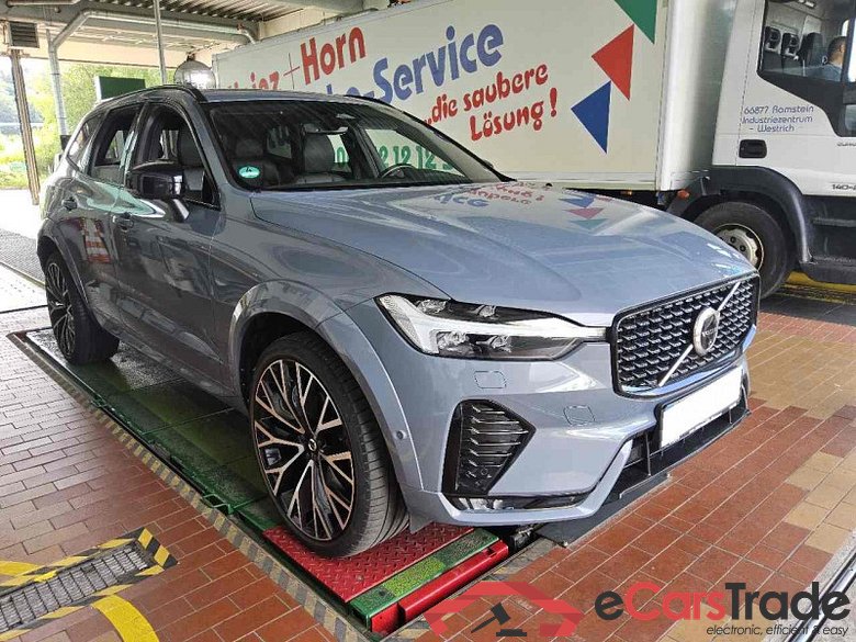 Volvo XC60 (03.2017->) DE - SUV5 B5 (Benzin) 2WD EU6d, R-Design Mild-Hybrid, (Facelift) 2021 - 2022 #2