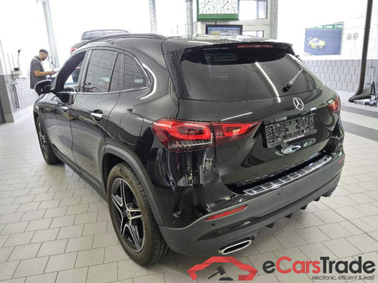 Mercedes-Benz GLA (BM 247)(02.2020->) DE - SUV5 GLA 200 EU6d, AMG Line, 2020 - 2023 #4