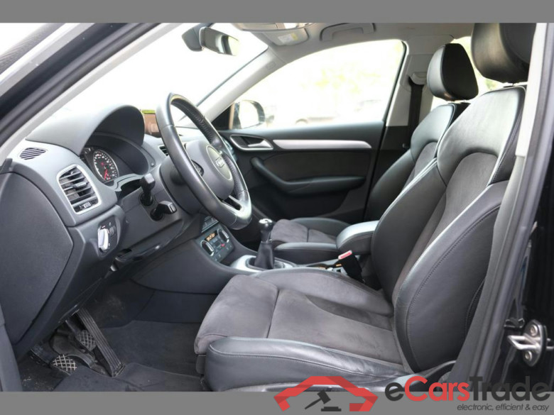 AUDI Q3 1.4 TFSI c.o.d Sport #4