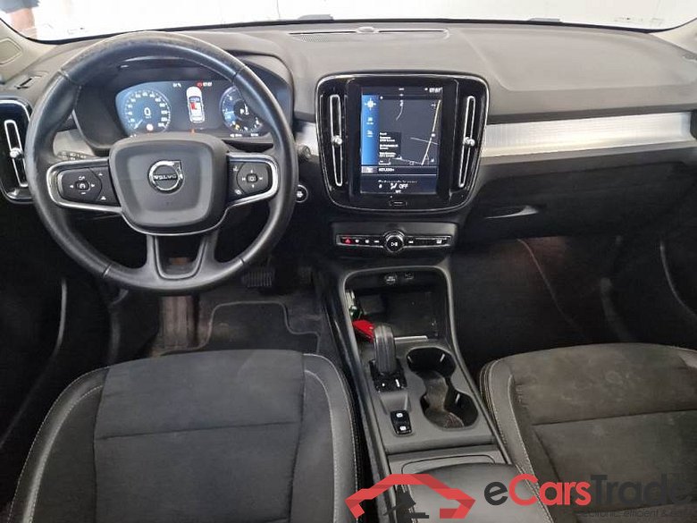 VOLVO XC40 / 2017 / 5P / SUV D3 GEARTRONIC BUSINESS PLUS #3