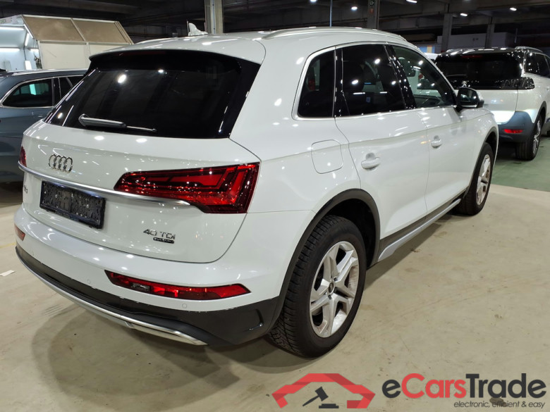 AUDI Q5 2.0 40 TDI S TRONIC QUATTRO B. ED. ADV #4