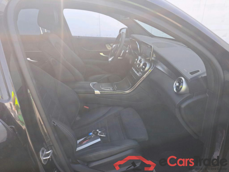 MERCEDES-BENZ GLC Coupé / 2019 / 5P / coupé GLC 300 de 4MATIC #6