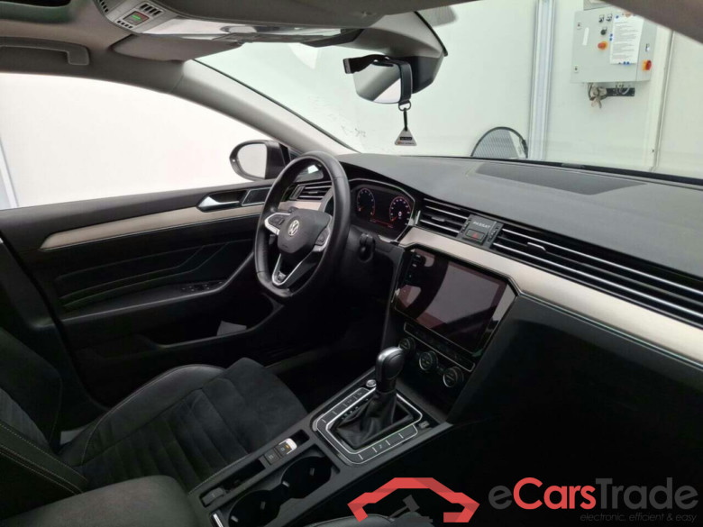 VOLKSWAGEN PASSAT VARIANT 2.0 TSI R-LINE #3