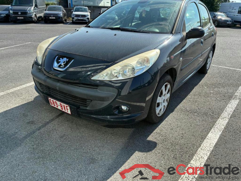 PEUGEOT 206+ 1.4i Trendy #1
