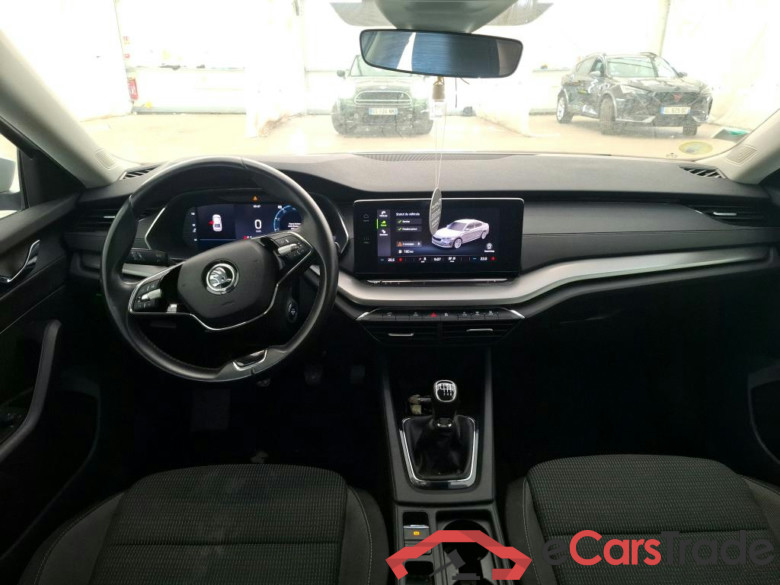 Octavia Berline Business 2.0 TDI 115CV BVM6 E6d #5