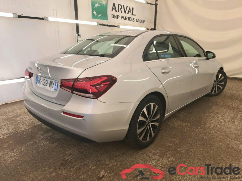 MERCEDES-BENZ Classe A Berline / 2018 / 4P / Berline A 200 d Business Line 8G-DCT #3