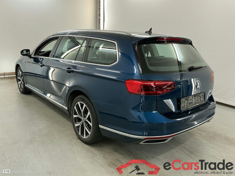 VOLKSWAGEN PASSAT VARIANT 1.4 TSI MSQ VARIANT GTE BUSINESS #3