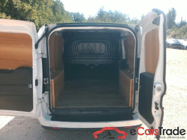 DOBLO CARGO 1.6MJT 105 PRO LOU #6
