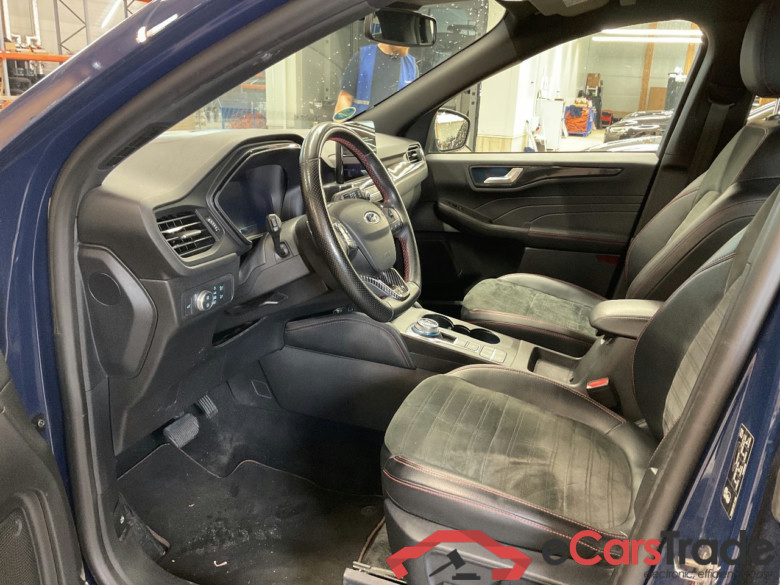 Kuga ST-Line X 2.0 EcoBlue 140KW AT8 E6d #4