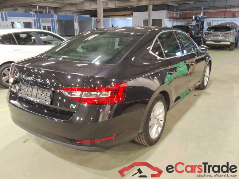 SKODA Superb 1.4 TSI PHEV 160KW DSG6 AMBITION #4