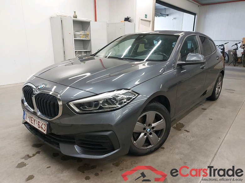 BMW - BMW 1 HATCH 118iA 140PK Business Edition Advantage With Sport Seats & Pack Travel & Light & Cruise Control & PDC Front & Rear & Pano Roof  * PETROL *