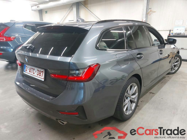 BMW - BMW 3 TOURING 318dA 136PK Sport Pack Business & PDC Front & Rear #2