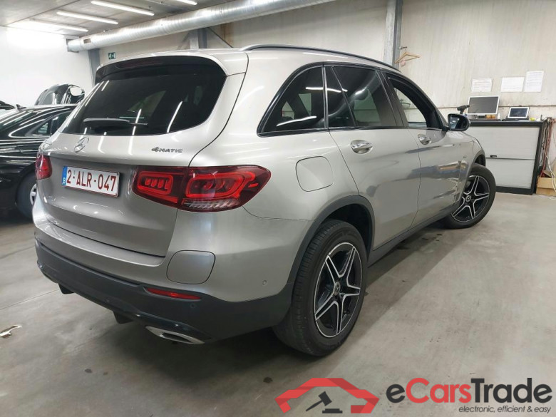 MERCEDES - MER GLC 300 de 306PK DCT 4MATIC Business Solution AMG & Plus Pack & Urban Guard Plus & Driving Assistant Plus & 19 Inch & Trailer Towing Hook  * HYBRID * #2