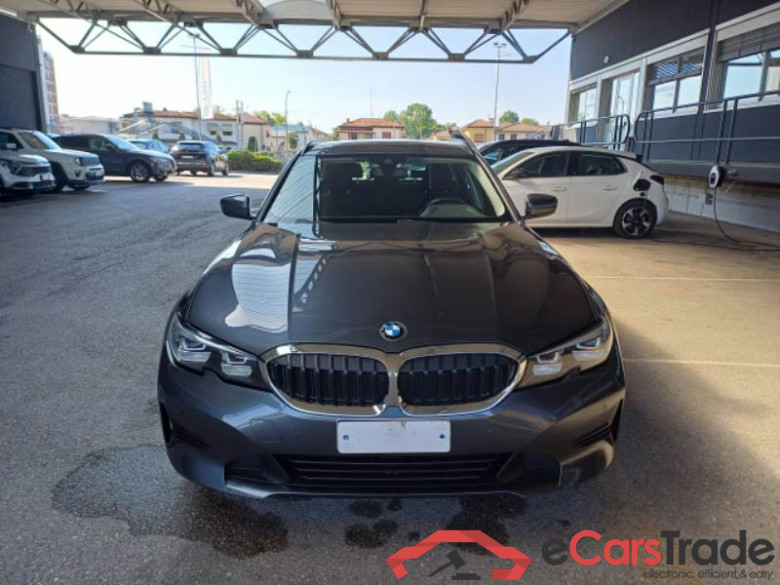 BMW SERIE 3 / 2018 / 5P / STATION WAGON 330E XDRIVE BUSINESS ADVAN. TOURING AUTO #6