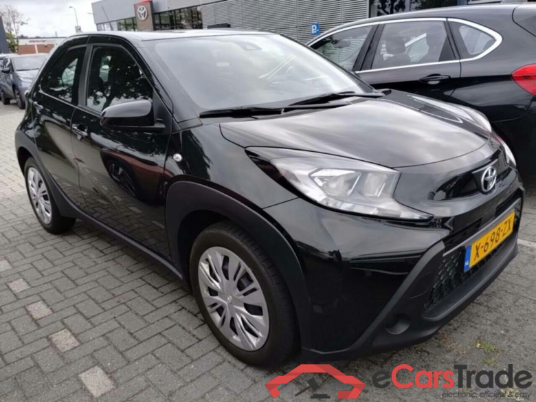 TOYOTA Aygo X 1.0 VVT-i MT Play #2