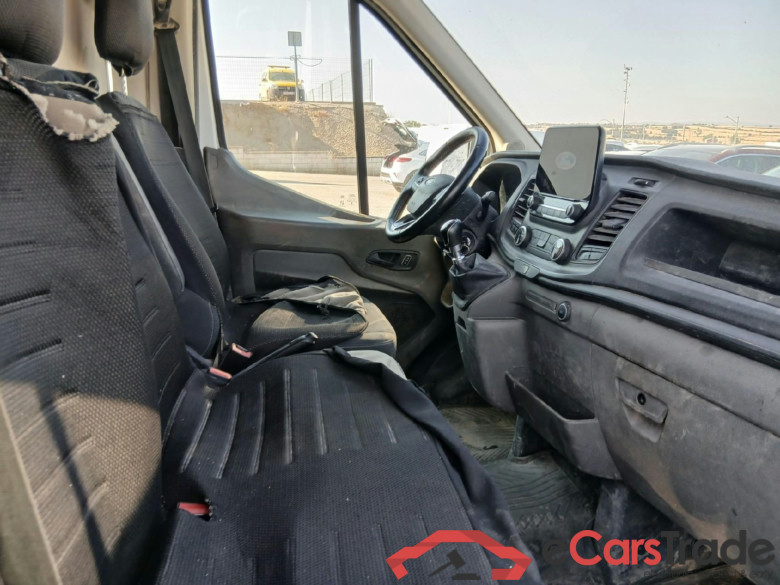 FORD Transit / 2013 / 4P / furgón 310 96kW L2H2 Van Trend FWD MHEV #6