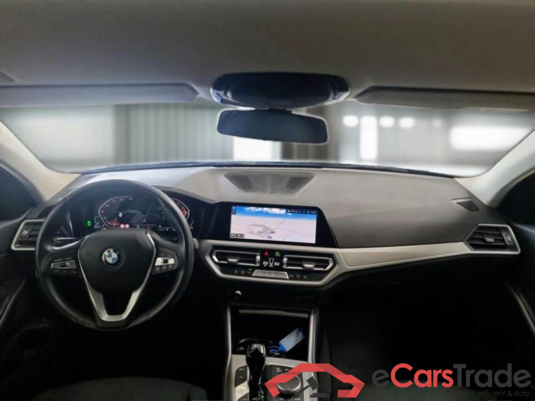 BMW SERIE 3 / 2018 / 5P / STATION WAGON 318D 48V BUSINESS ADVANTAGE TOURING AUTO #3