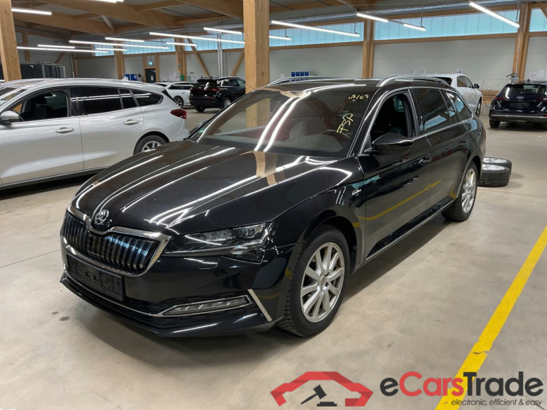 Superb Combi L&K iV 1.4 TSI Hybrid 160KW AT6 E6d #1