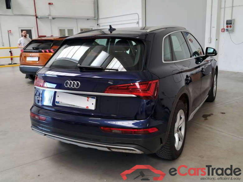 AUDI Q5 / 2020 / 5P / SUV 35 TDI BUSINESS ADVANCED S TRONIC #2