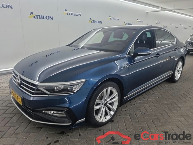 VOLKSWAGEN PASSAT 1.5 TSI 7-DSG R-Line Business+ 4D 110kW