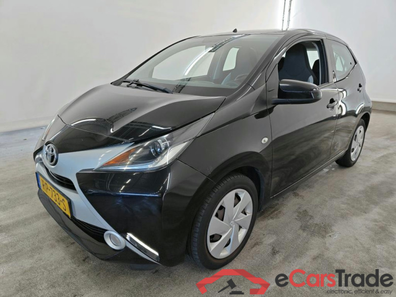 Toyota Aygo 1.0 VVT-i x-play 5d