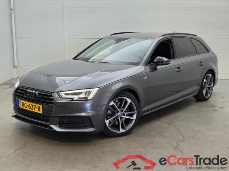 AUDI A4 AVANT 2.0 TFSI MHEV Sport S line black edition #1