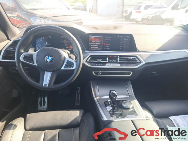 BMW X5 / 2018 / 5P / todoterreno xDrive30d #3